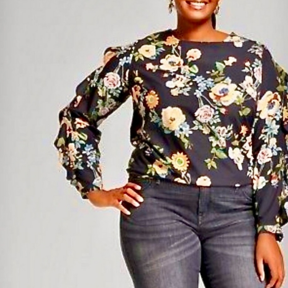 Ava & Viv Floral Print Ruffle Sleeve Blouse
